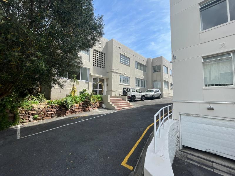 To Let 2 Bedroom Property for Rent in Tamboerskloof Western Cape